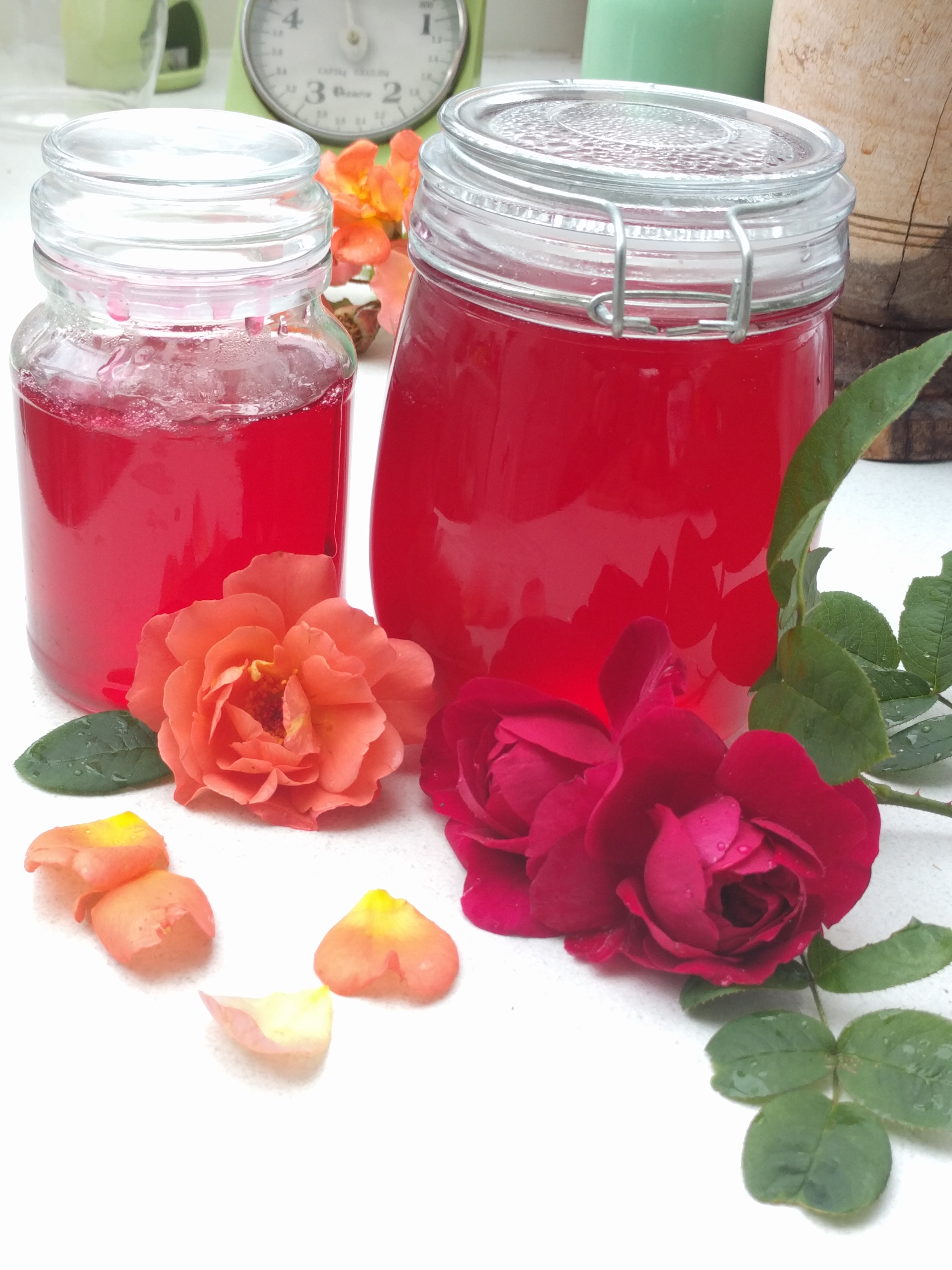 rose-petal-jam-how-to-meadowsweet-herbs-flowers