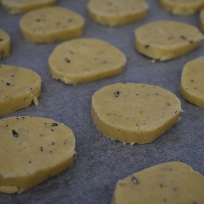 Cookies ready to bake"